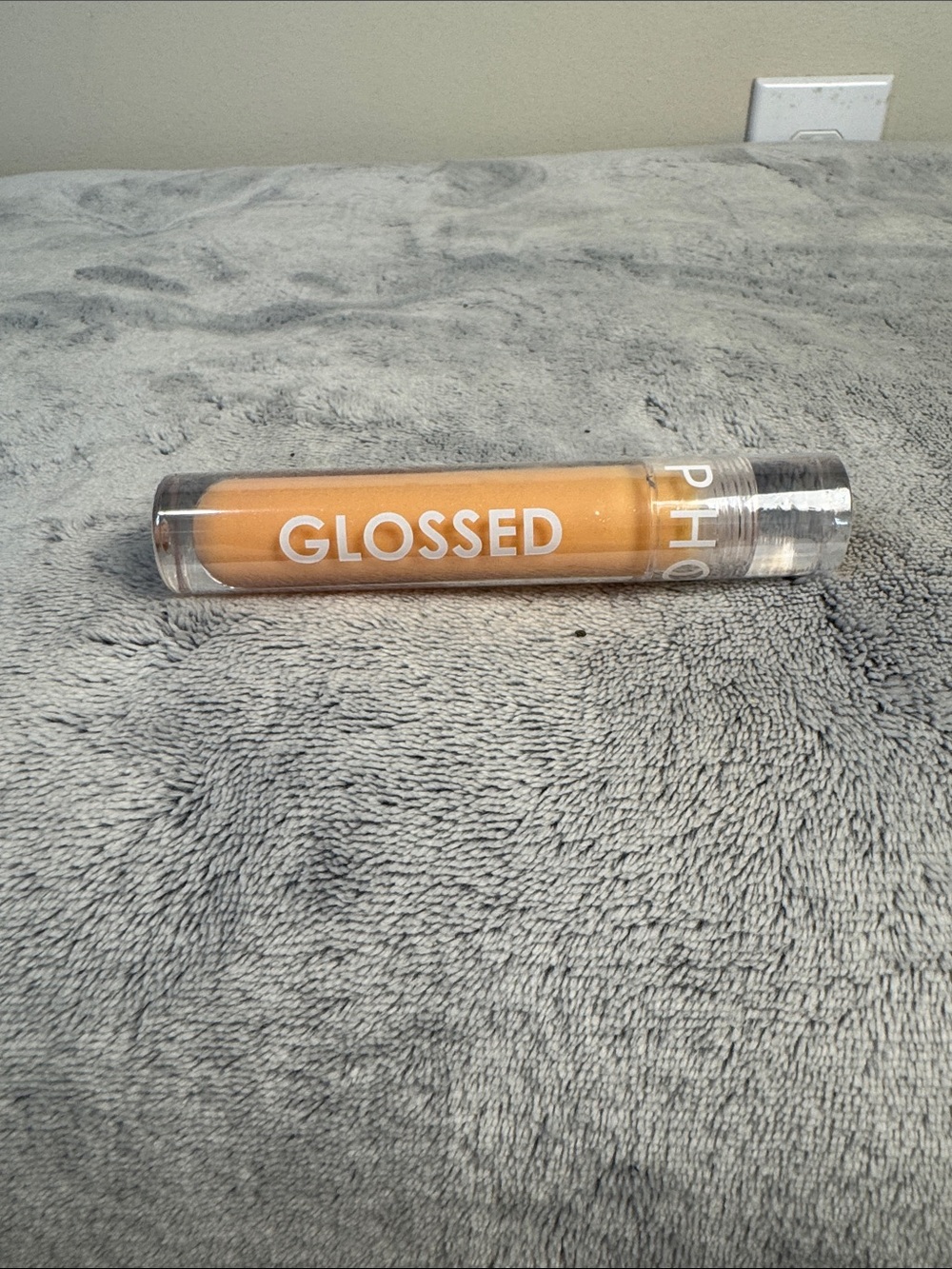 NWT Sephora Collection Glossed Lip Gloss - Shade 25 Yes Honey! Shimmer Nude